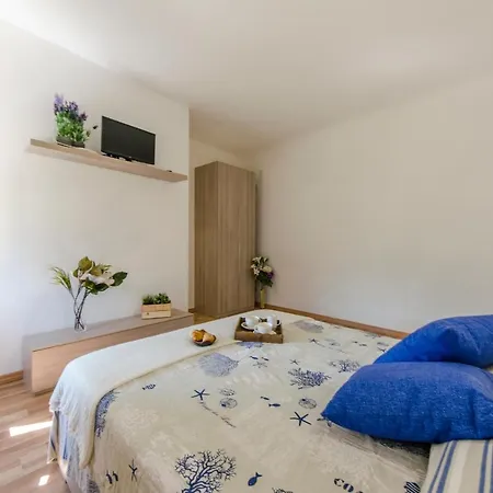 펜션 Hintown Rosa 6 Posti Vista Mare 키아바리